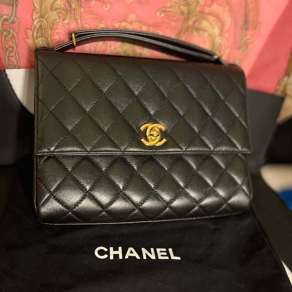 Chanel bag - Picture 2 of 2